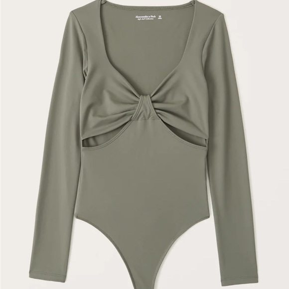 Abercrombie & Fitch Tops - Abercrombie Double-Layered Seamless Fabric Cutout Bodysuit